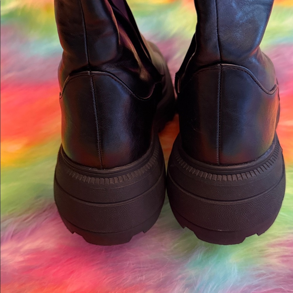 Katy Perry Black Women's Boots - Picture 4 of 7